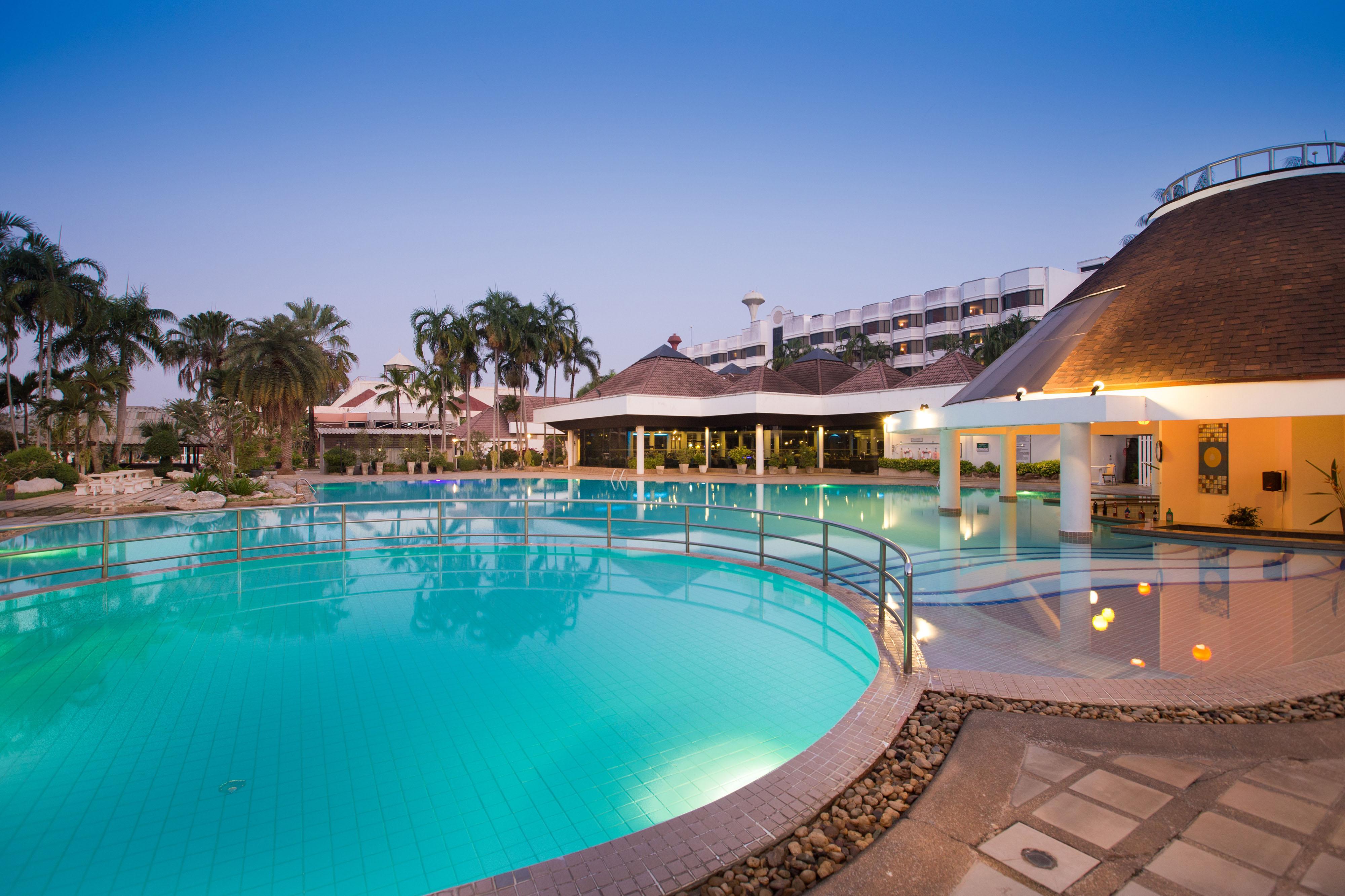 The Imperial Hotel & Convention Centre Phitsanulok Luaran gambar