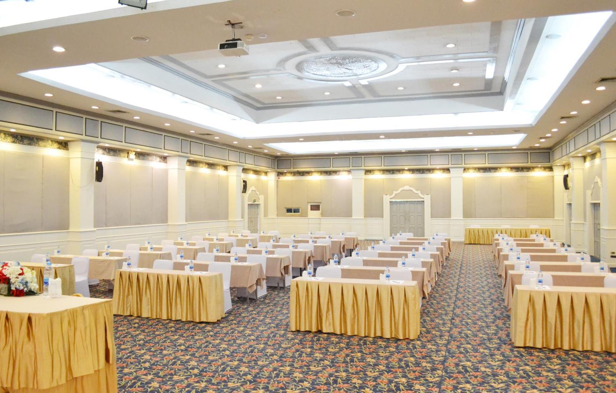 The Imperial Hotel & Convention Centre Phitsanulok Luaran gambar